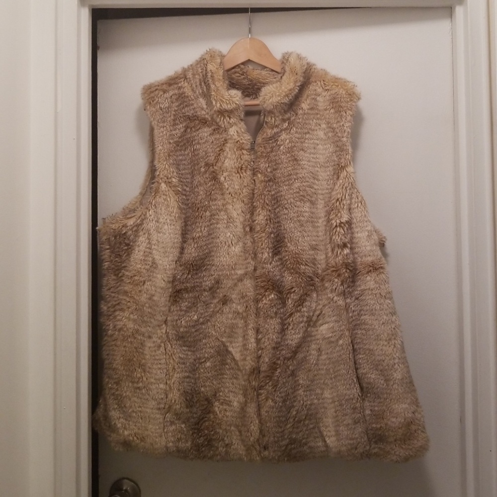 Plus sized faux fur vest